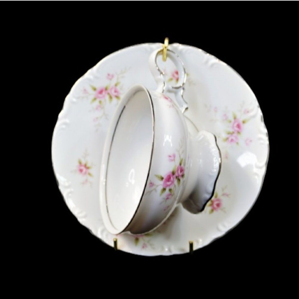 Mikasa VERSAILLES 9344 Footed Cup Saucer Set Fine China Pink Roses Silver Trim